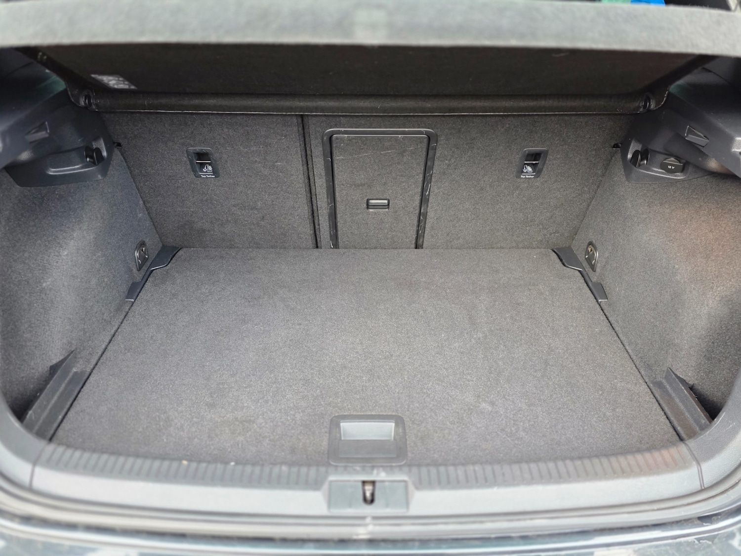 Used Volkswagen Golf 2014 for sale - 78070656: Photo 32