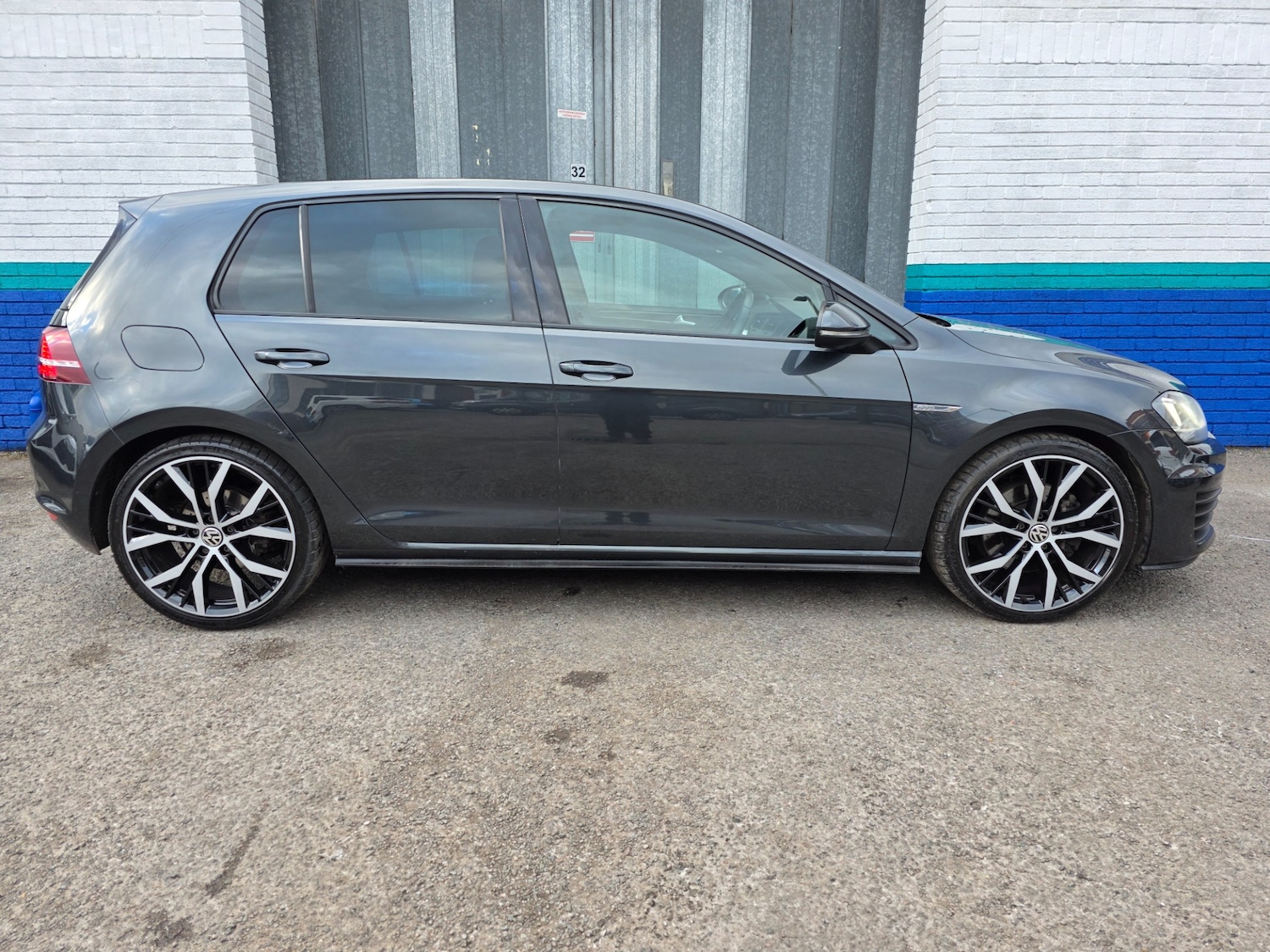 Used Volkswagen Golf 2014 for sale - 78070656: Photo 9
