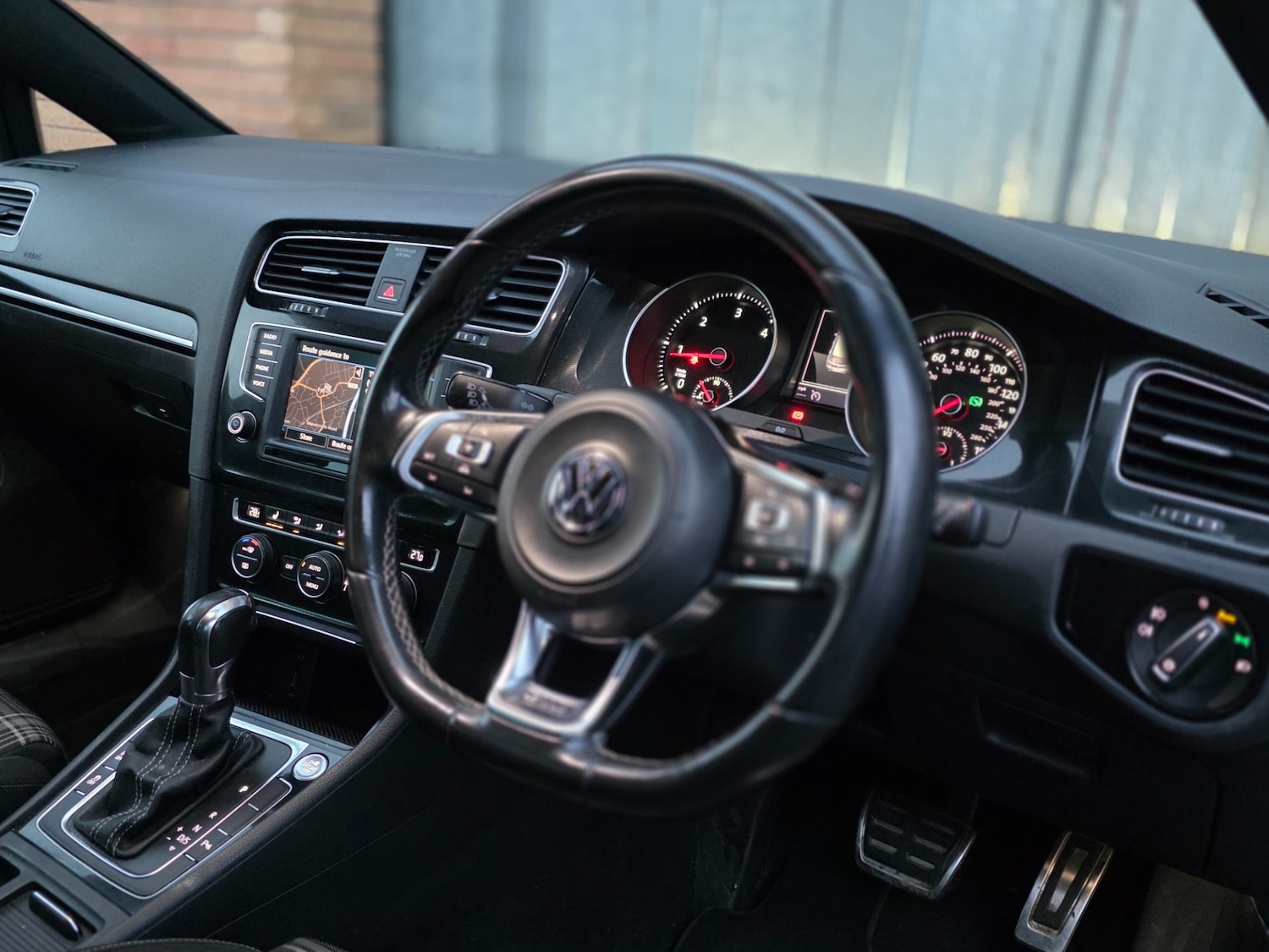 Used Volkswagen Golf 2016 for sale - 76968641: Photo 11