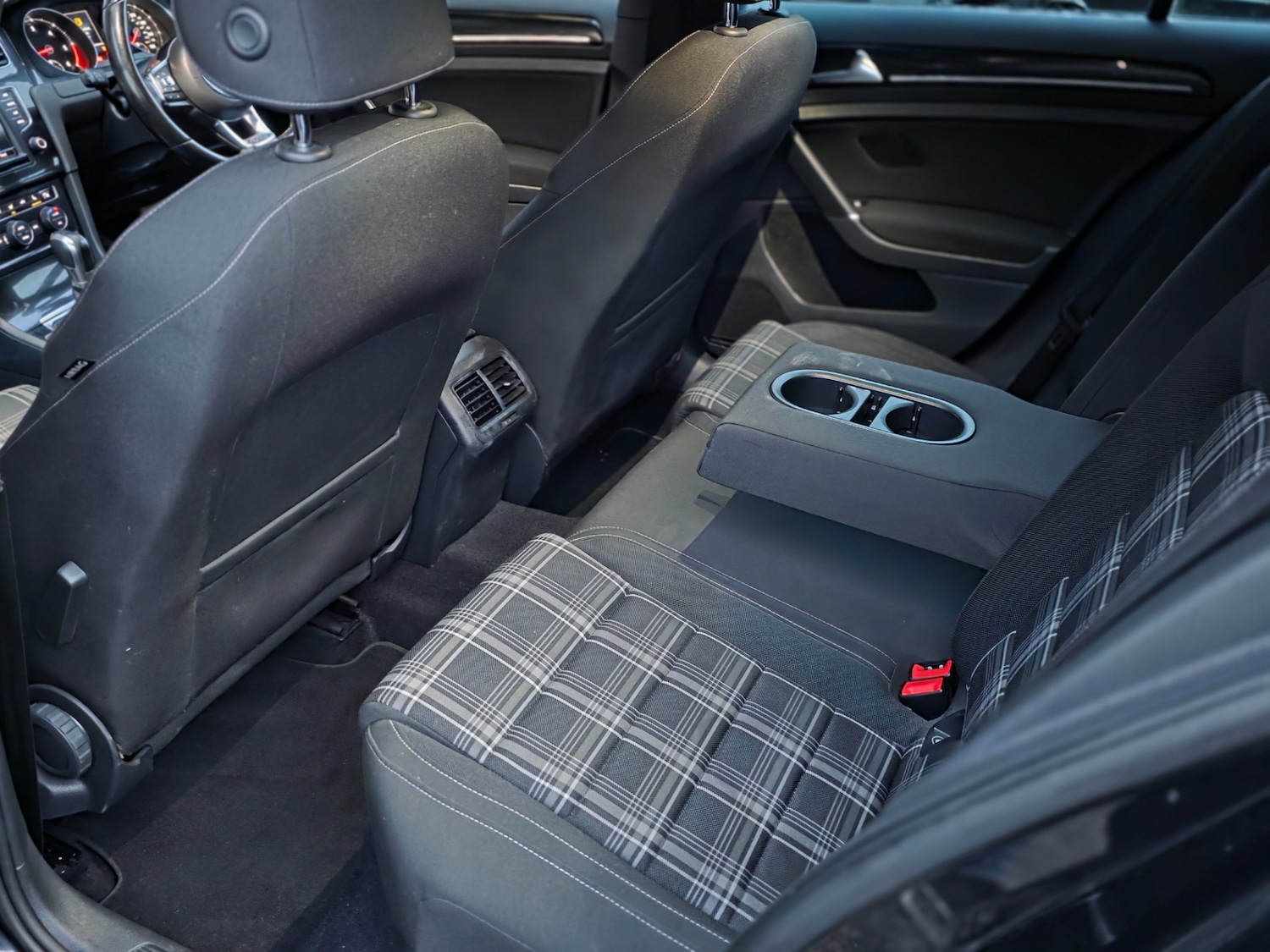 Used Volkswagen Golf 2016 for sale - 76968641: Photo 15