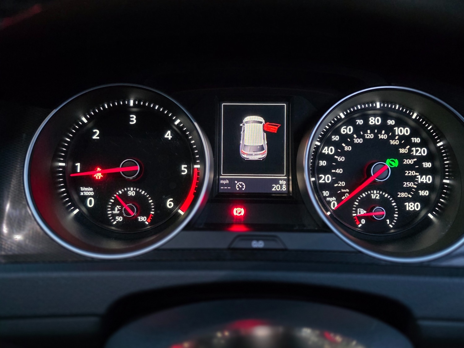 Used Volkswagen Golf 2016 for sale - 76968641: Photo 18