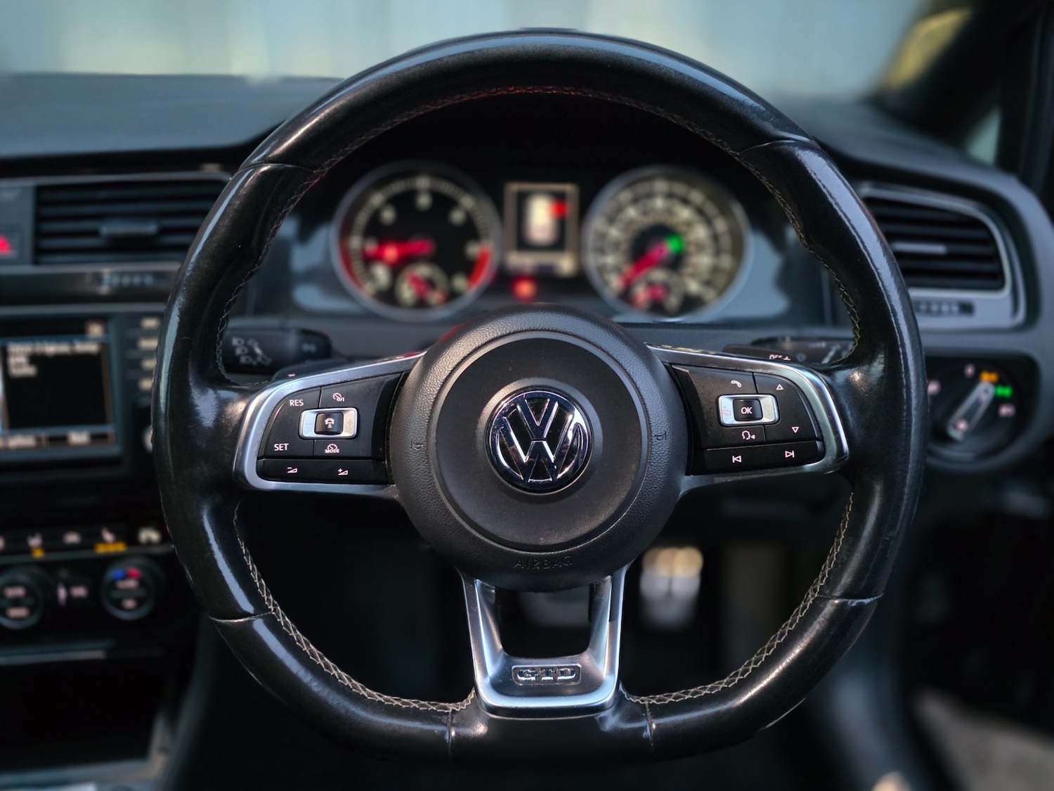 Used Volkswagen Golf 2016 for sale - 76968641: Photo 21