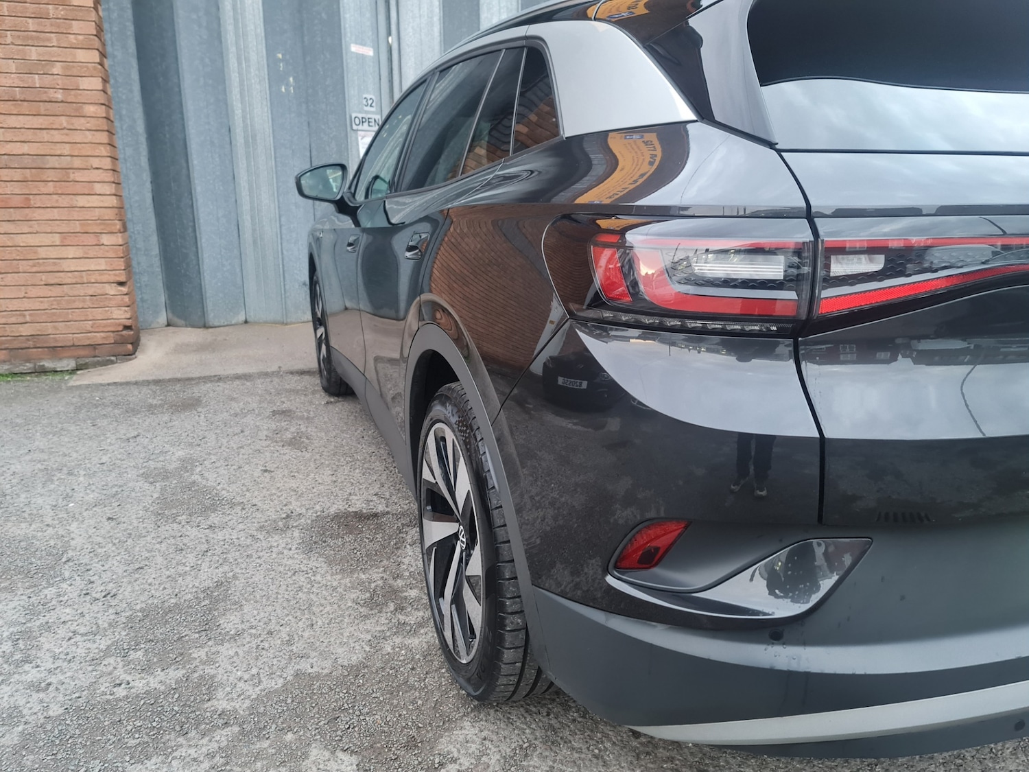 Used Volkswagen ID.4 2021 for sale - 76262889: Photo 8