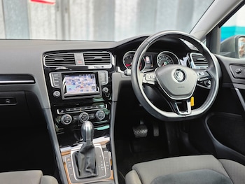 Used Volkswagen Golf 2014 for sale - 79272356: Photo
