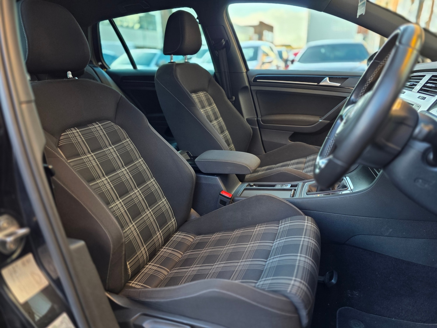 Used Volkswagen Golf 2015 for sale - 77363333: Photo 13