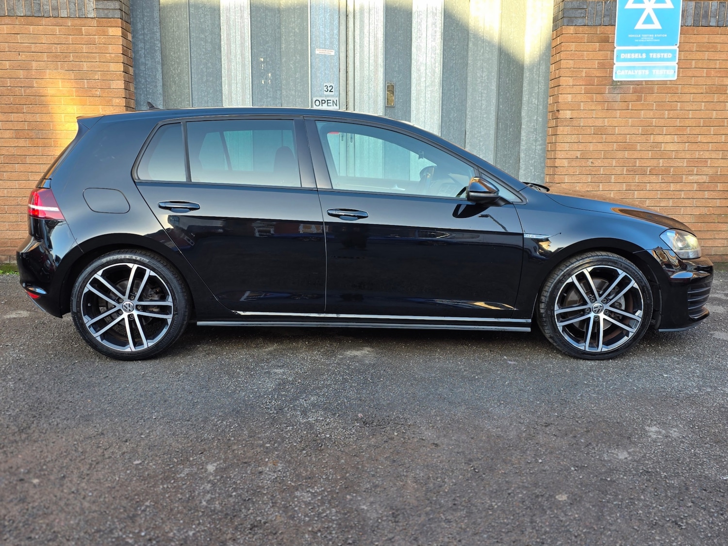 Used Volkswagen Golf 2015 for sale - 77363333: Photo 7