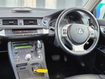 Used Lexus CT 2014 for sale - 78378458: Photo