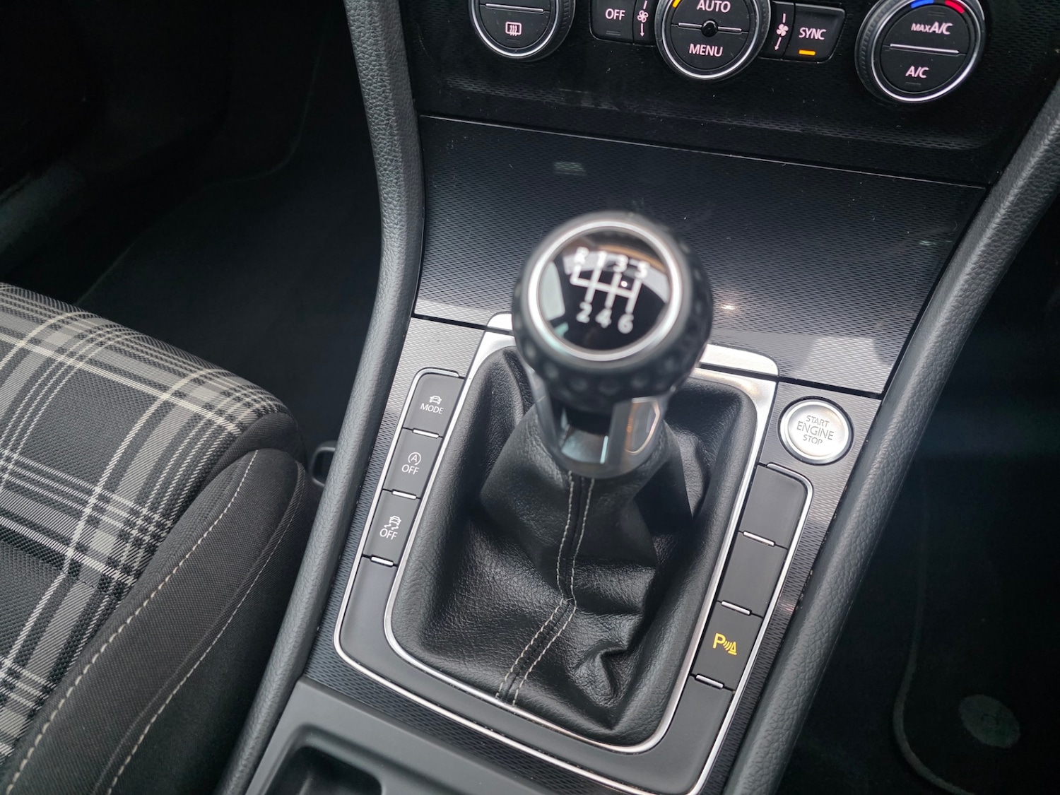 Used Volkswagen Golf 2016 for sale - 77495032: Photo 20