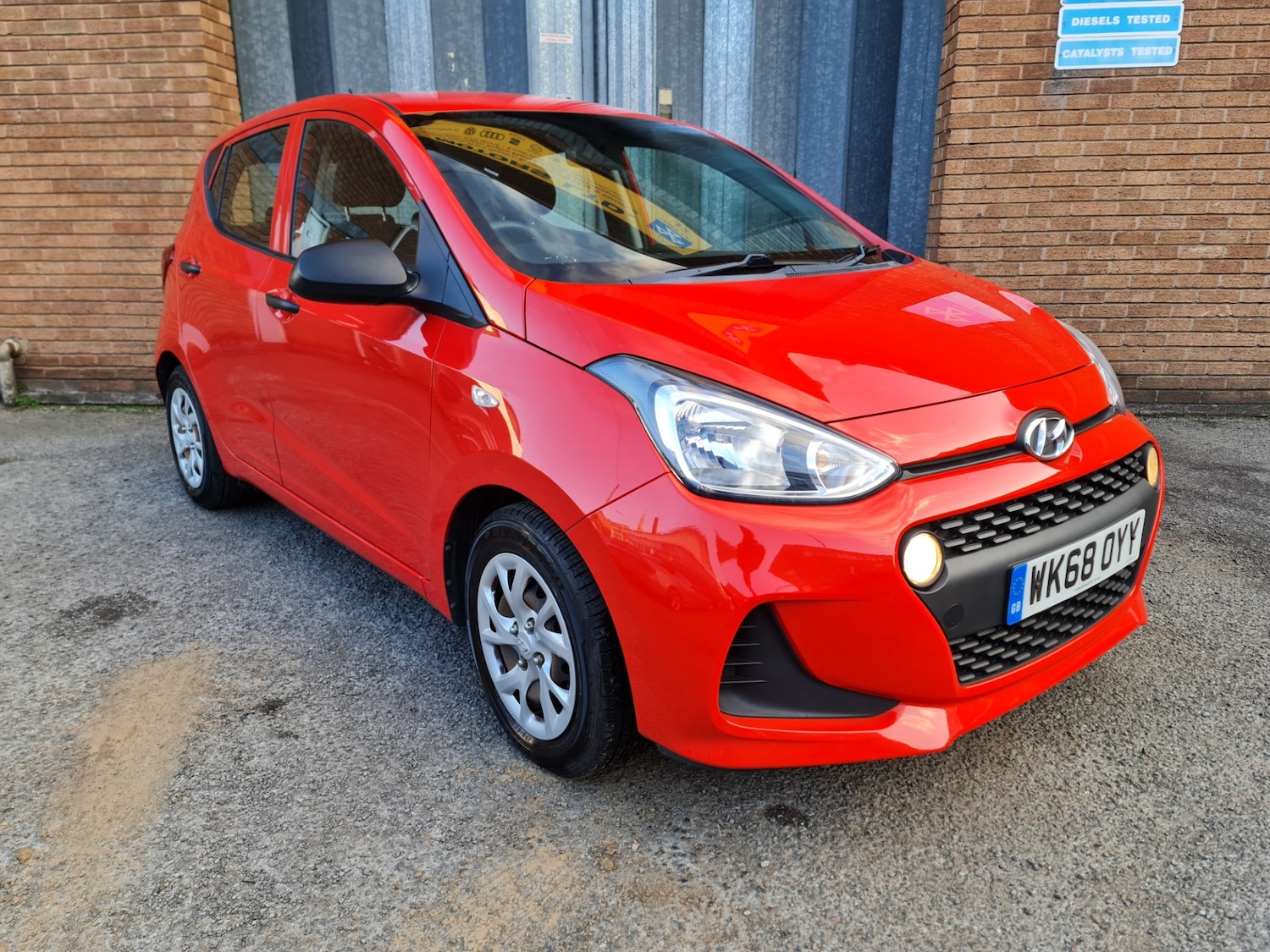 Used Hyundai i10 2018 for sale - 76205759: Photo 1