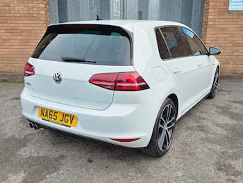 Used Volkswagen Golf 2015 for sale - 77890616: Photo