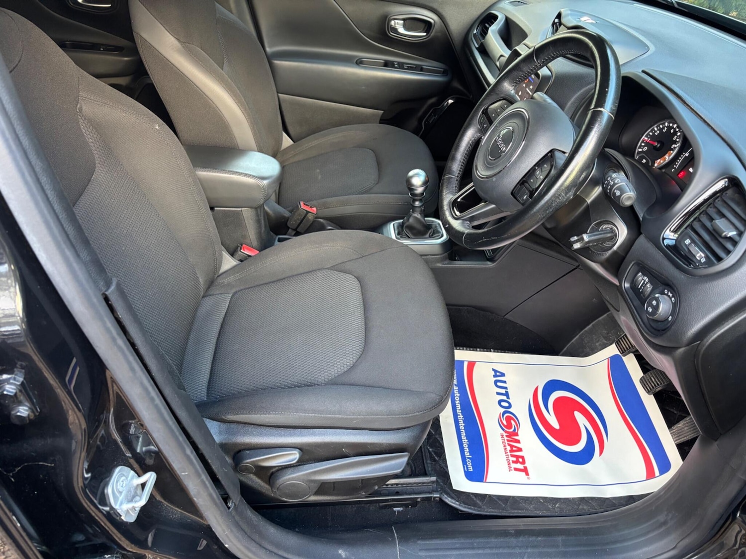 Used Jeep Renegade 2020 for sale - 76786856: Photo 25