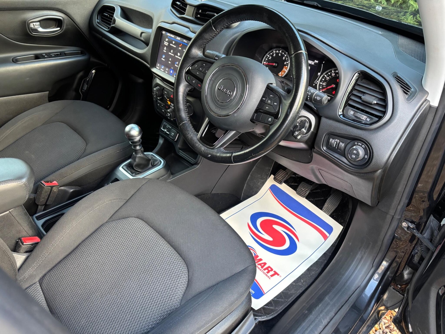 Used Jeep Renegade 2020 for sale - 76786856: Photo 6