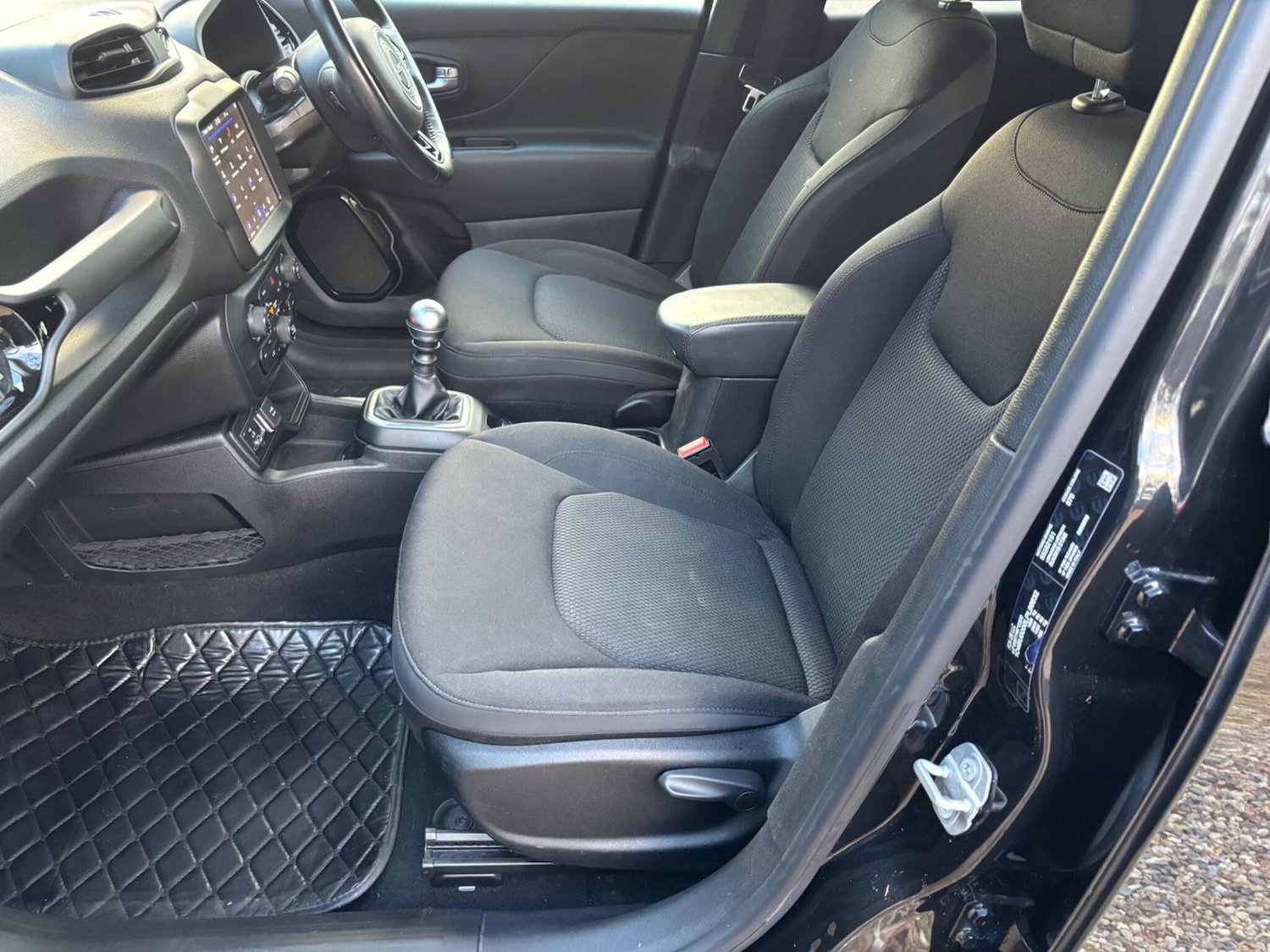 Used Jeep Renegade 2020 for sale - 76786856: Photo 7