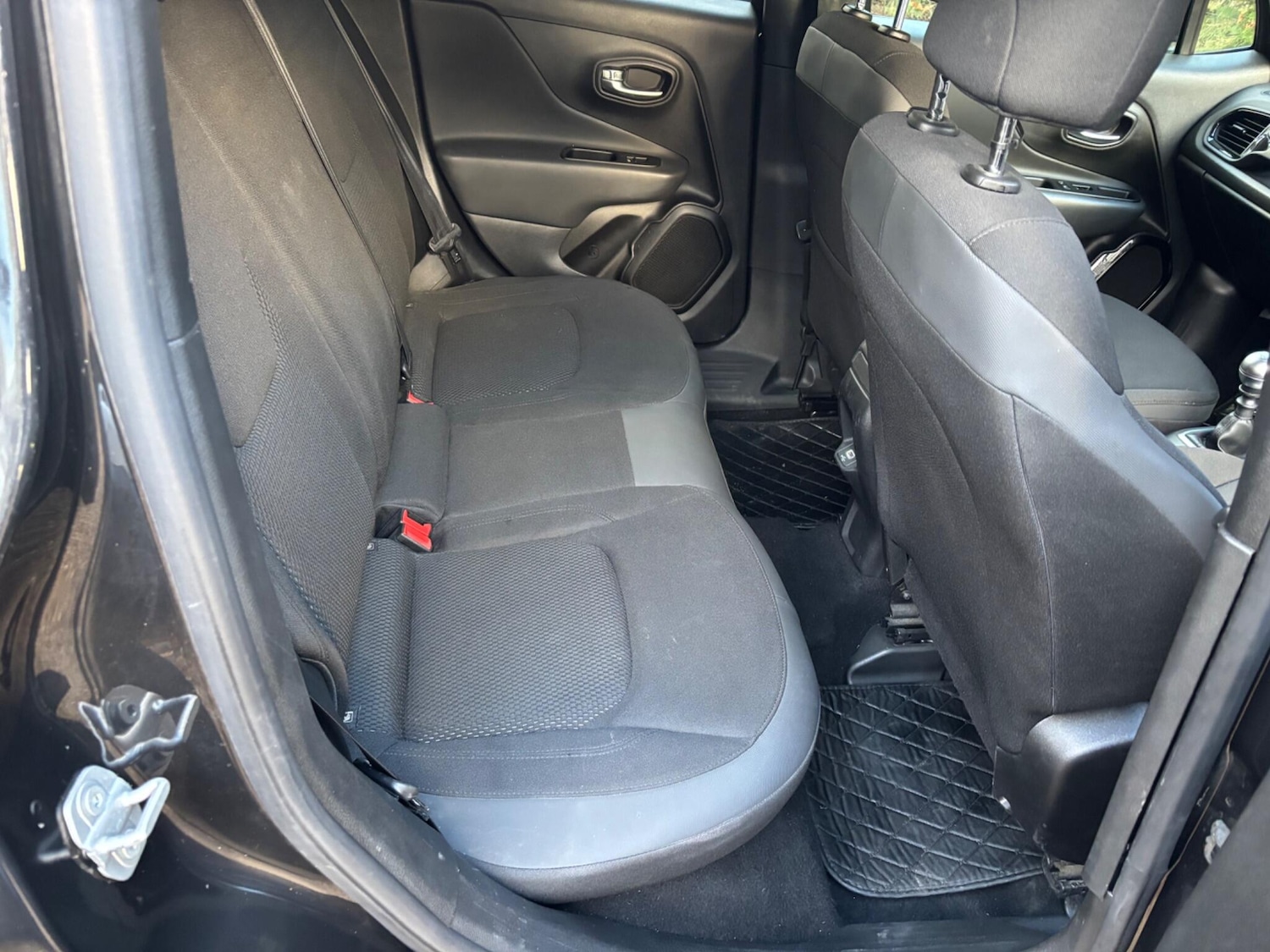 Used Jeep Renegade 2020 for sale - 76786856: Photo 8