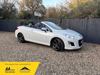 Used Peugeot 308 2014 for sale - 76992121: Photo