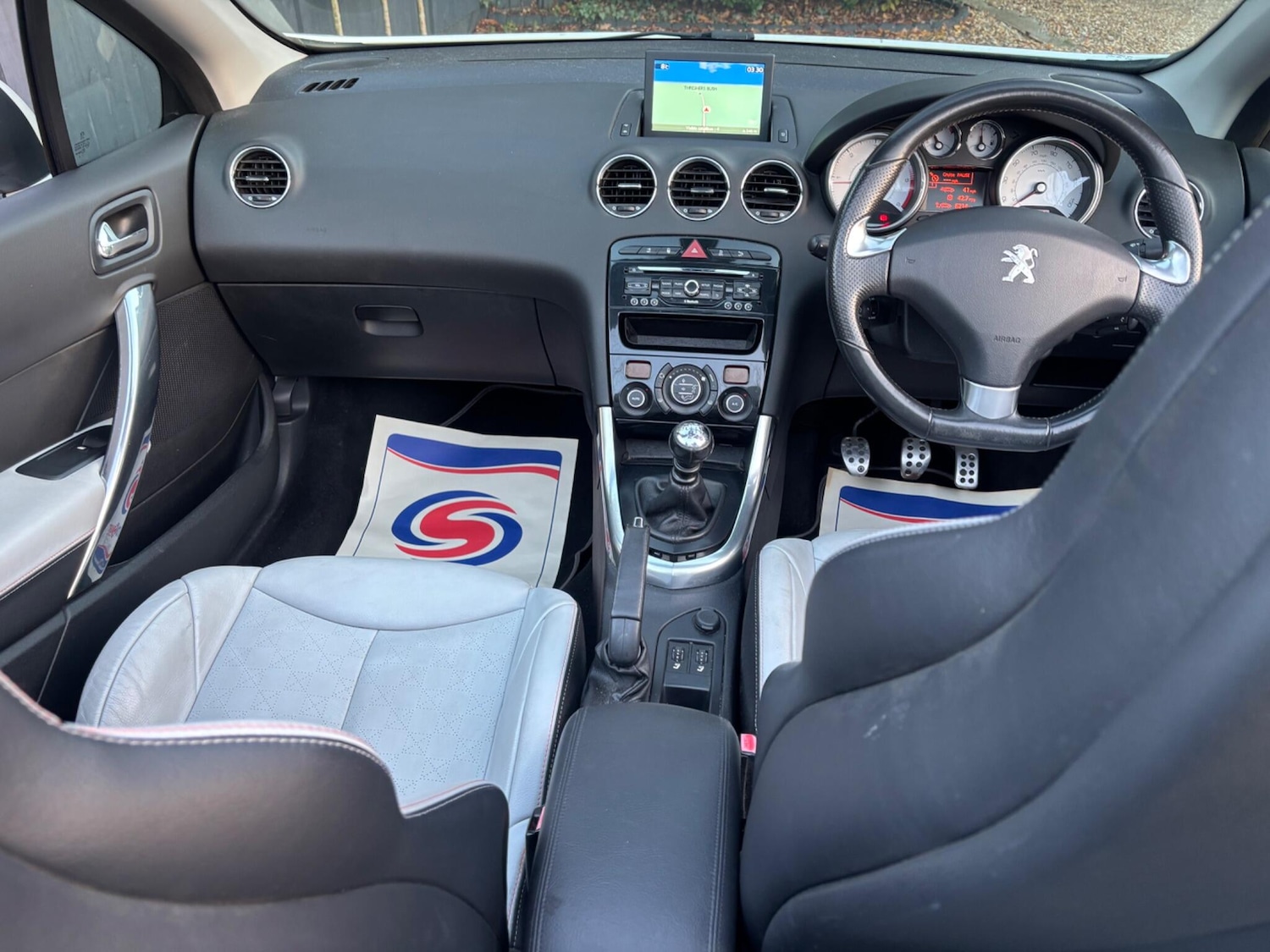 Used Peugeot 308 2014 for sale - 76992121: Photo 23