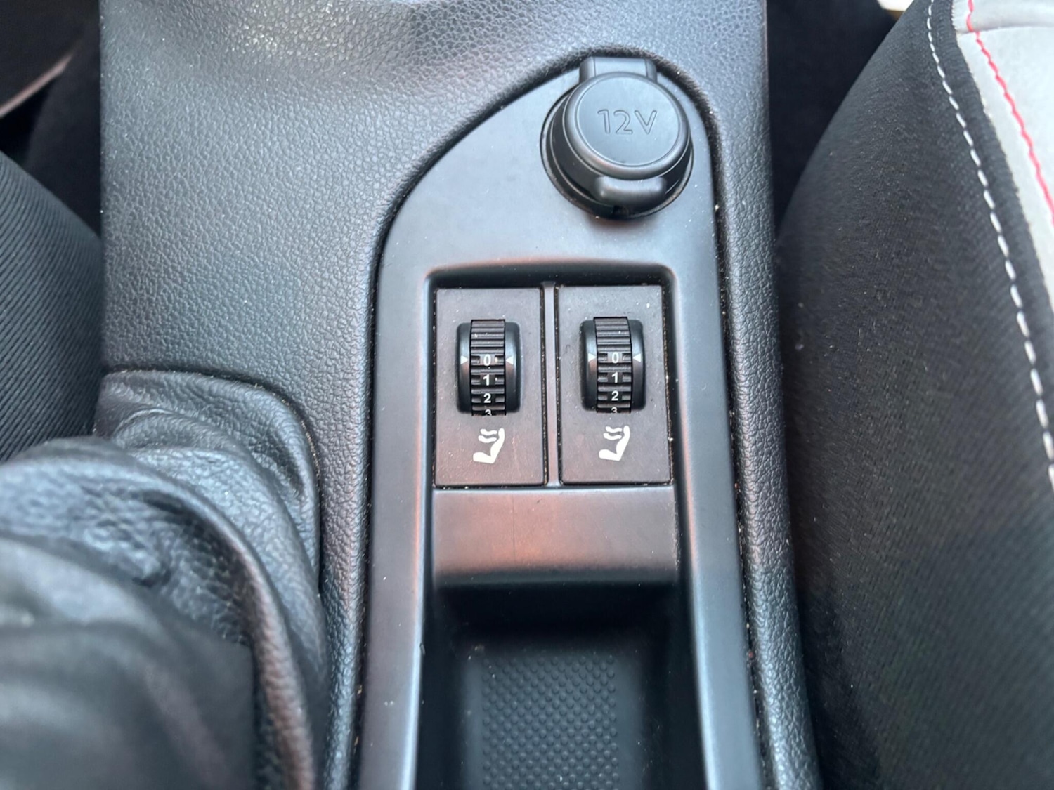 Used Peugeot 308 2014 for sale - 76992121: Photo 46