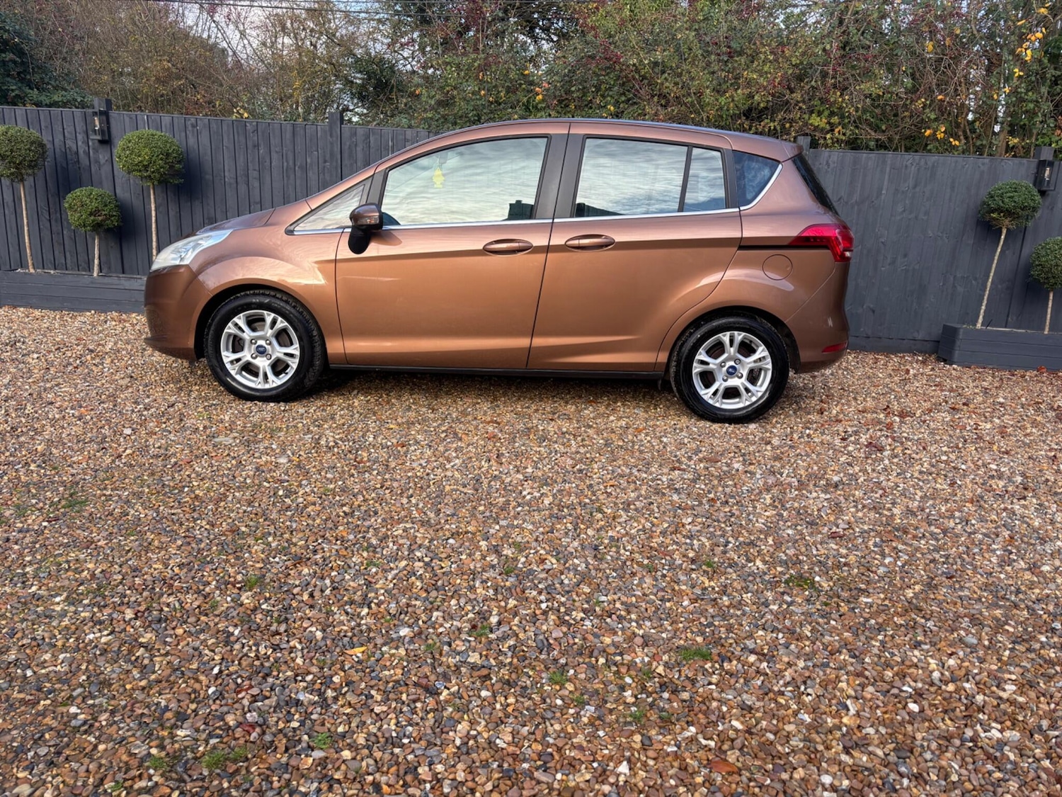 Used Ford B-MAX 2013 for sale - 76572231: Photo 2