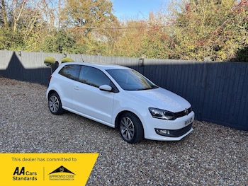 Used Volkswagen Polo 2014 for sale - 76634173: Photo