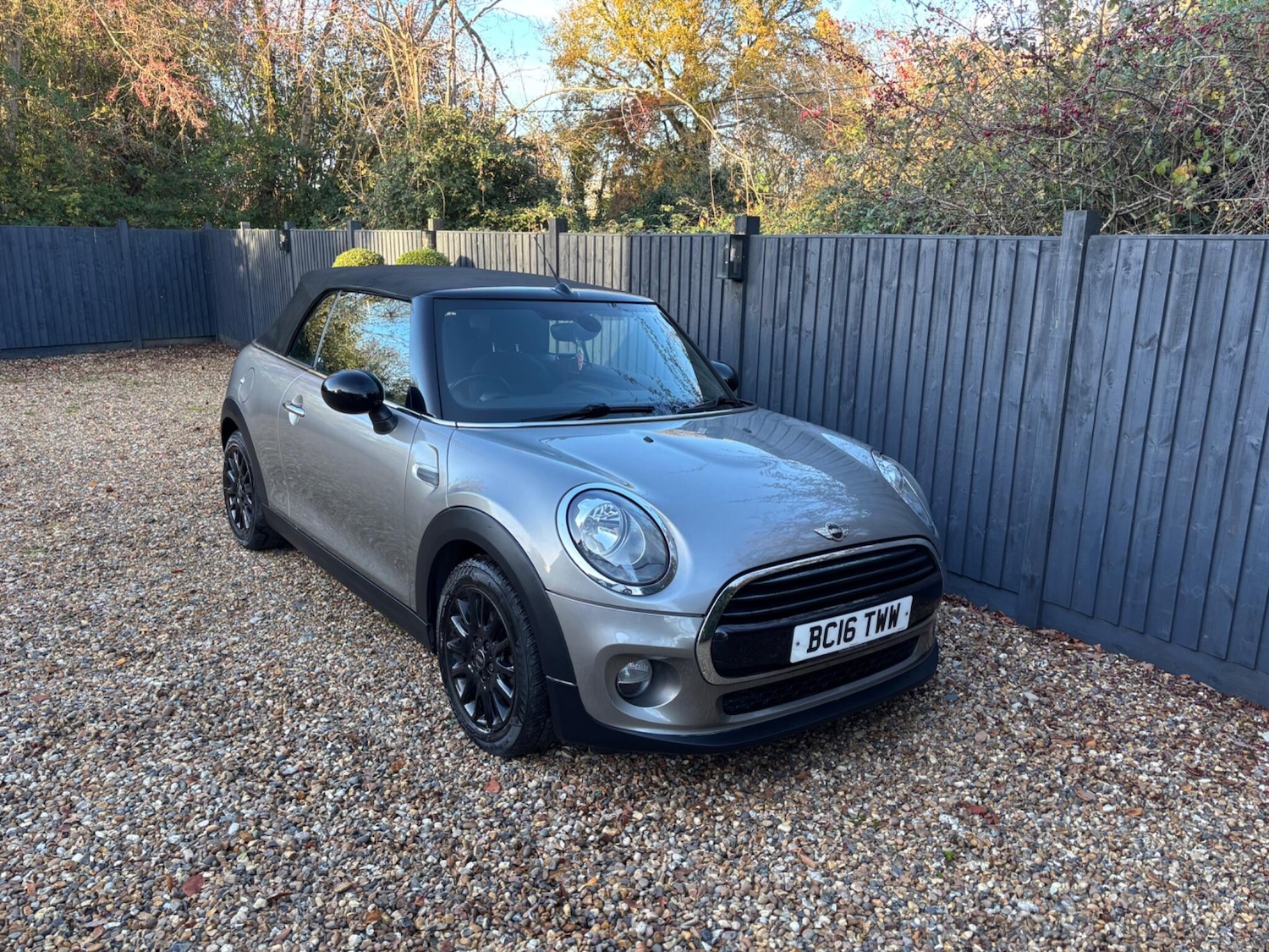 Used MINI Convertible 2016 for sale - 76989755: Photo 31