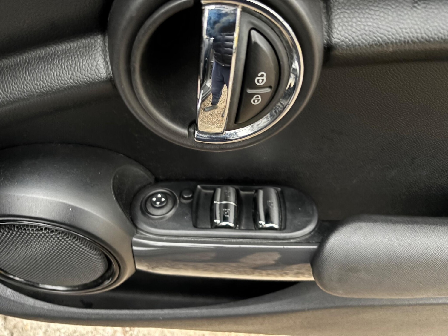 Used MINI Convertible 2016 for sale - 76989755: Photo 37