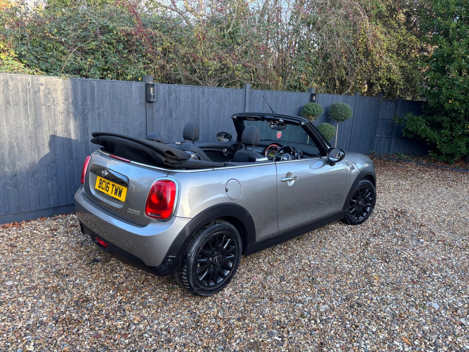 Used MINI Convertible 2016 for sale - 76989755: Photo 40