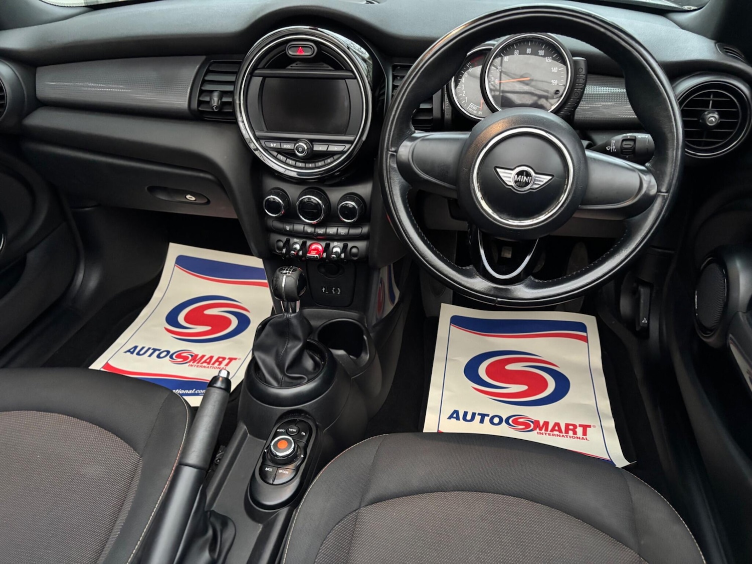 Used MINI Convertible 2016 for sale - 76989755: Photo 9