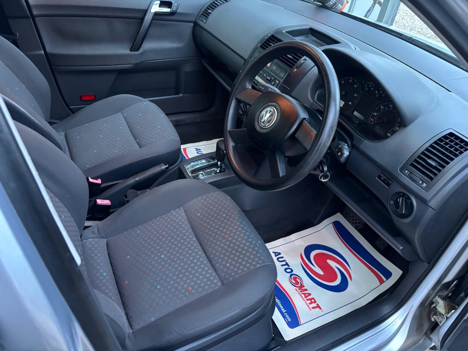 Used Volkswagen Polo for sale - 77266576: Photo 6