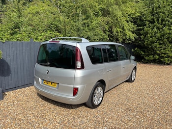 Used Renault Grand Espace 2010 for sale - 76021217: Photo