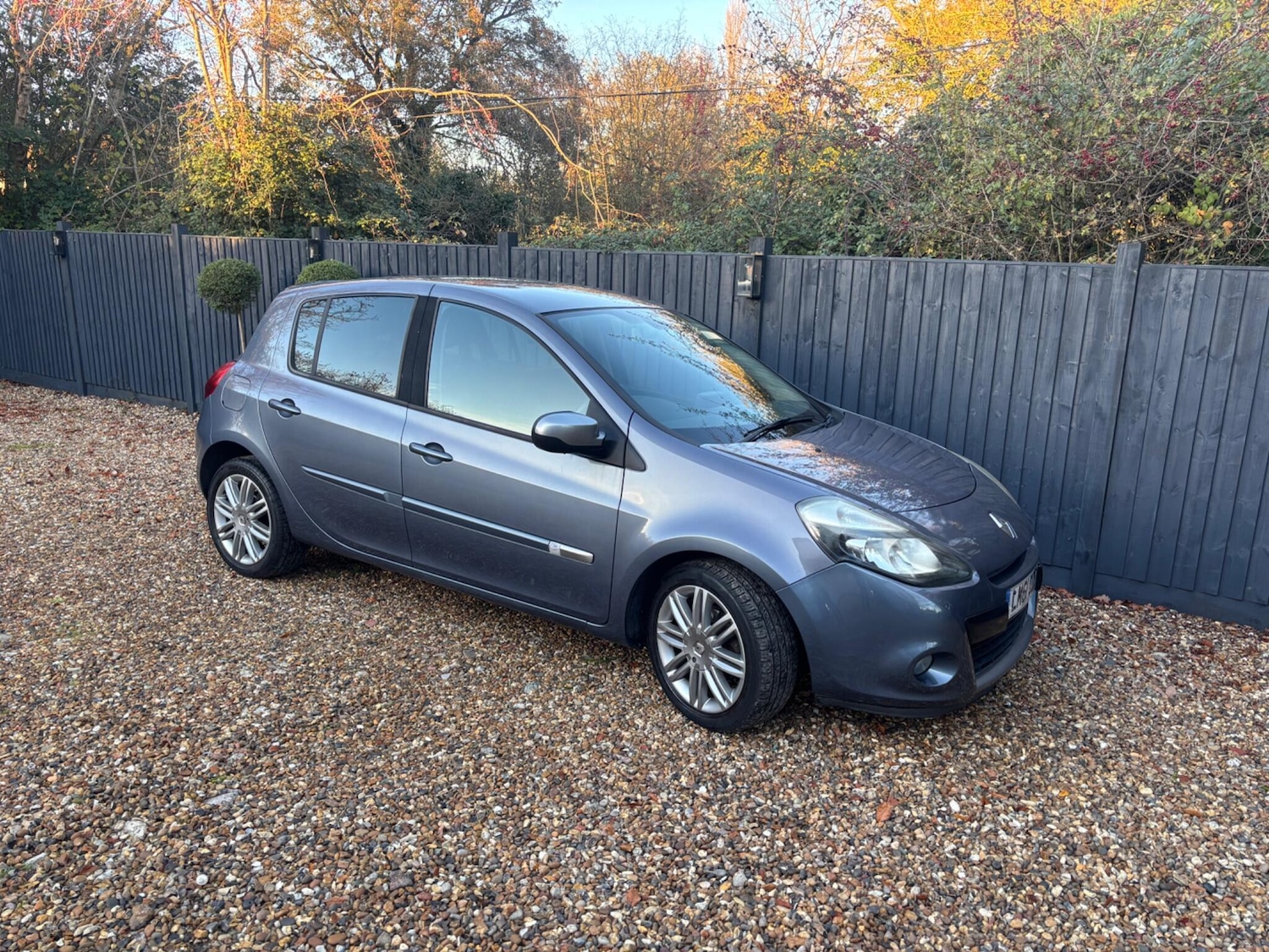 Used Renault Clio 2011 for sale - 76645587: Photo 21