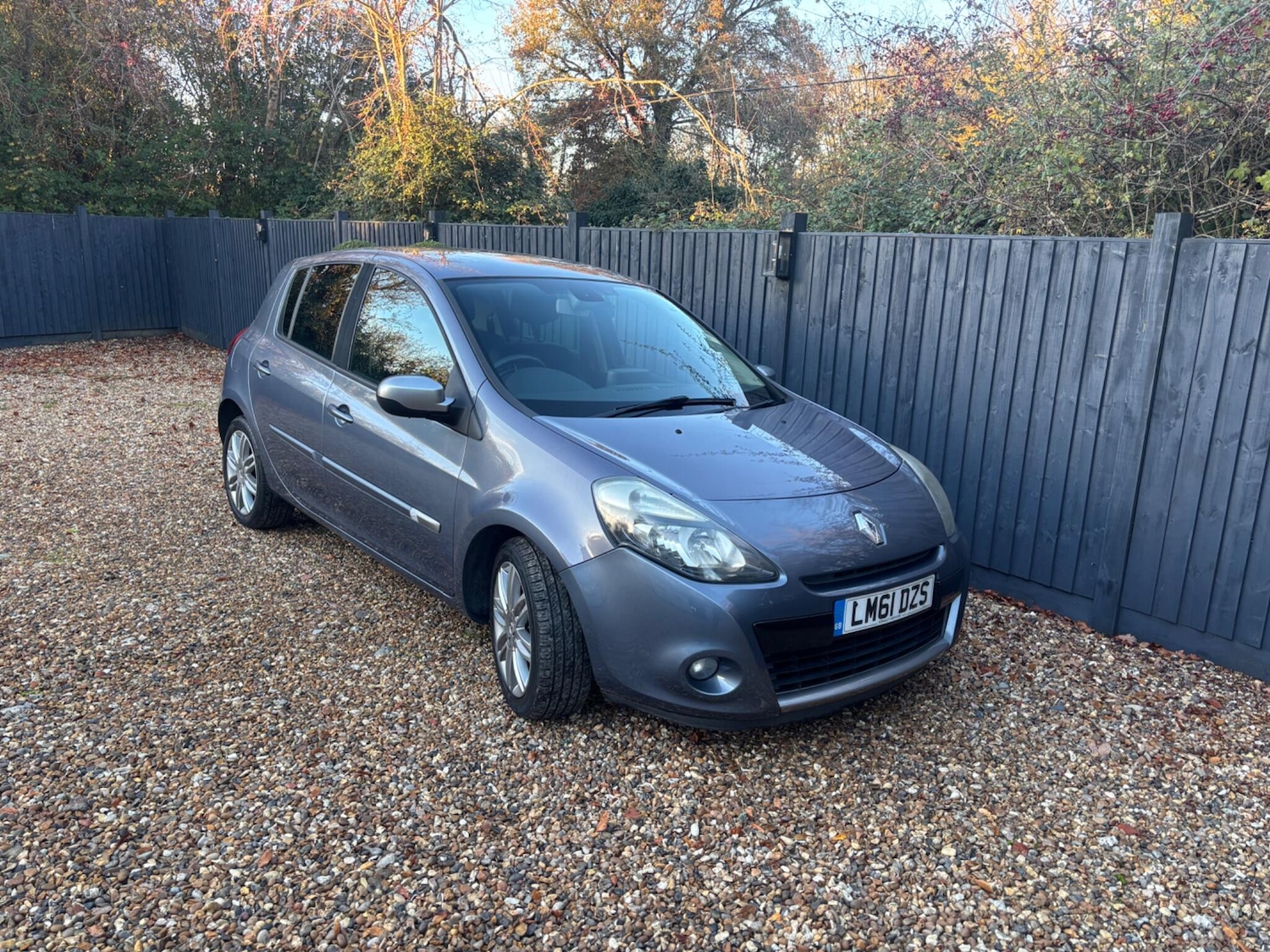 Used Renault Clio 2011 for sale - 76645587: Photo 23