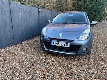 Used Renault Clio 2011 for sale - 76645587: Photo