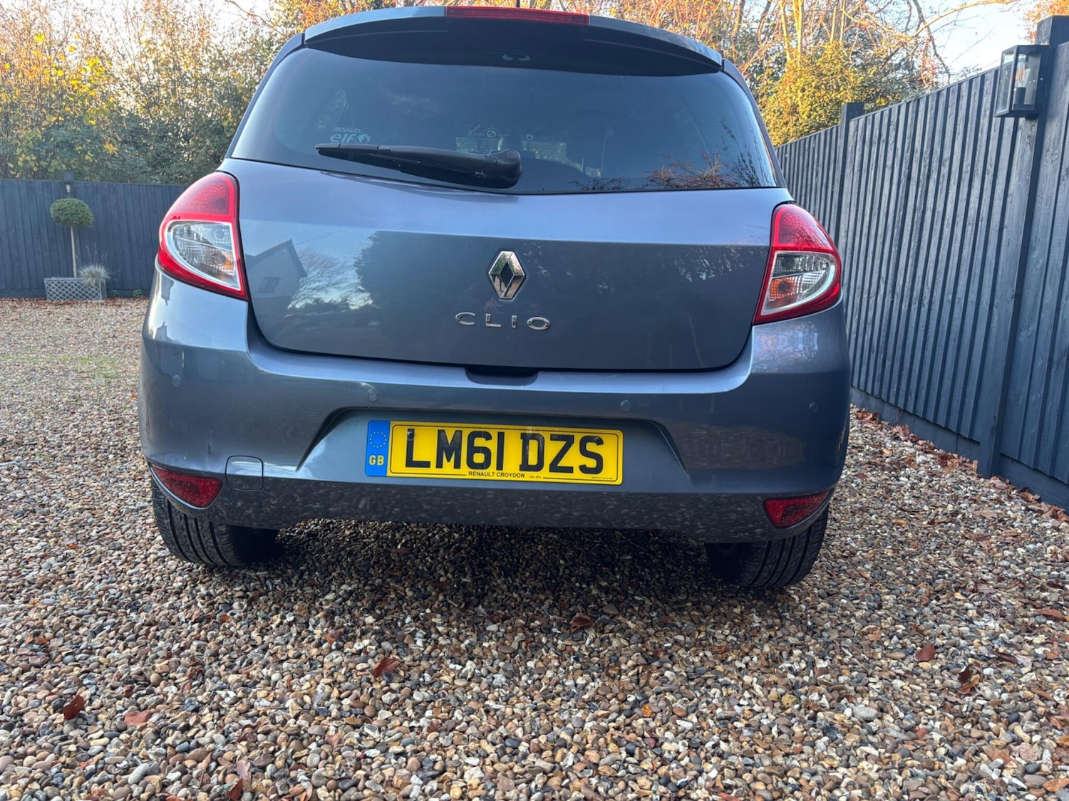 Used Renault Clio 2011 for sale - 76645587: Photo 5