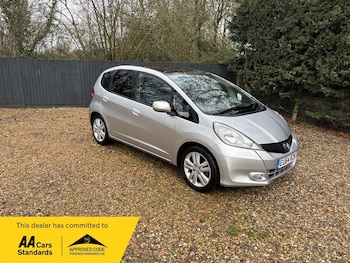 Used Honda Jazz 2014 for sale - 77166670: Photo