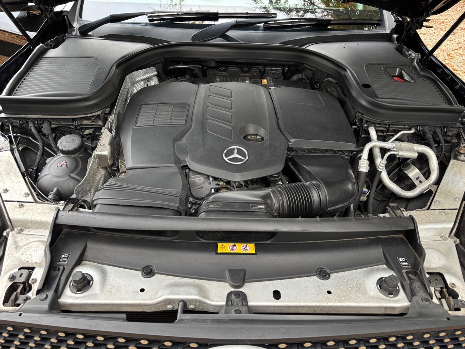 Used Mercedes-Benz GLC 2020 for sale - 76307835: Photo 16
