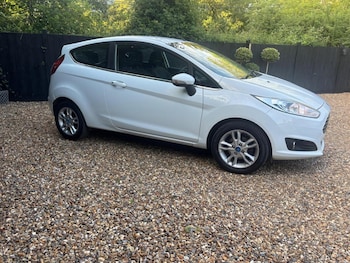Used Ford Fiesta 2015 for sale - 79042958: Photo