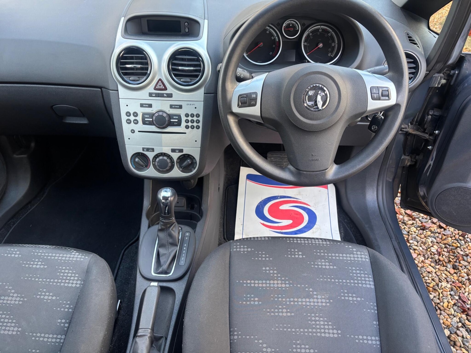 Used Vauxhall Corsa 2013 for sale - 76801804: Photo 22