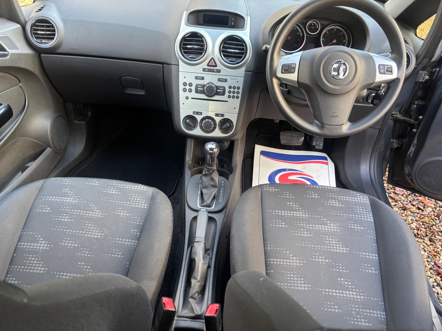 Used Vauxhall Corsa 2013 for sale - 76801804: Photo 9