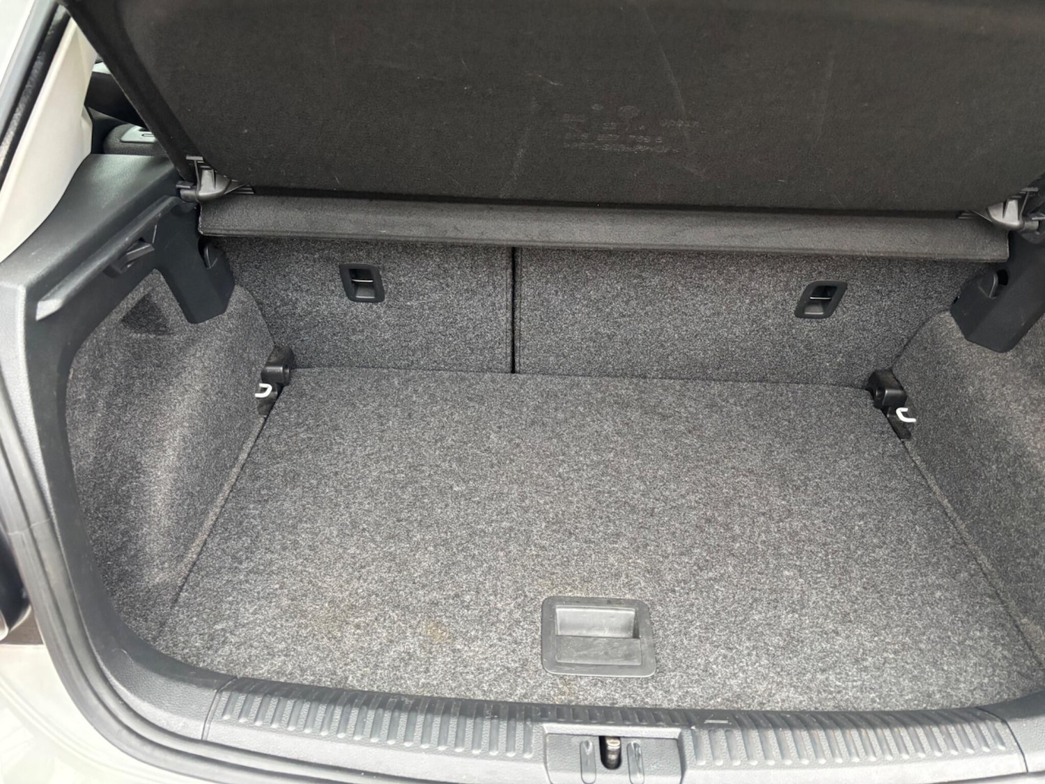 Used Volkswagen Polo 2014 for sale - 77266665: Photo 11