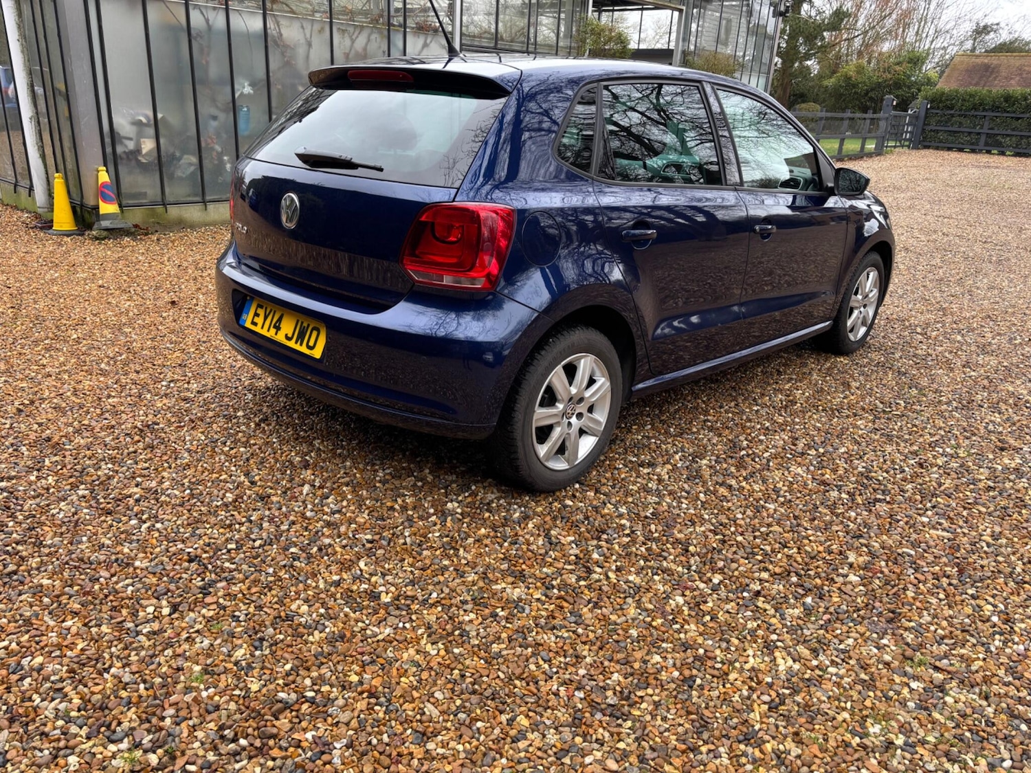 Used Volkswagen Polo 2014 for sale - 77400402: Photo 2