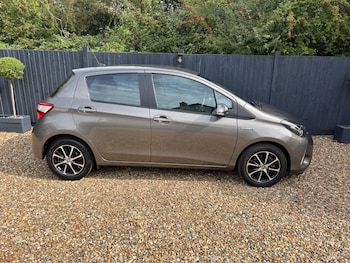 Used Toyota Yaris 2019 for sale - 75839217: Photo