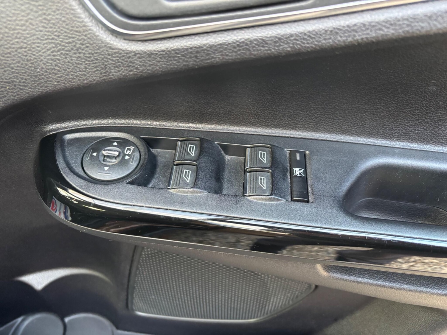 Used Ford B-MAX 2013 for sale - 76990713: Photo 24