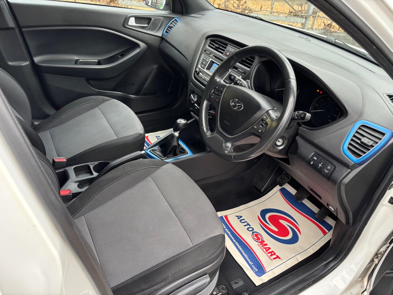 Used Hyundai i20 for sale - 77510325: Photo 6