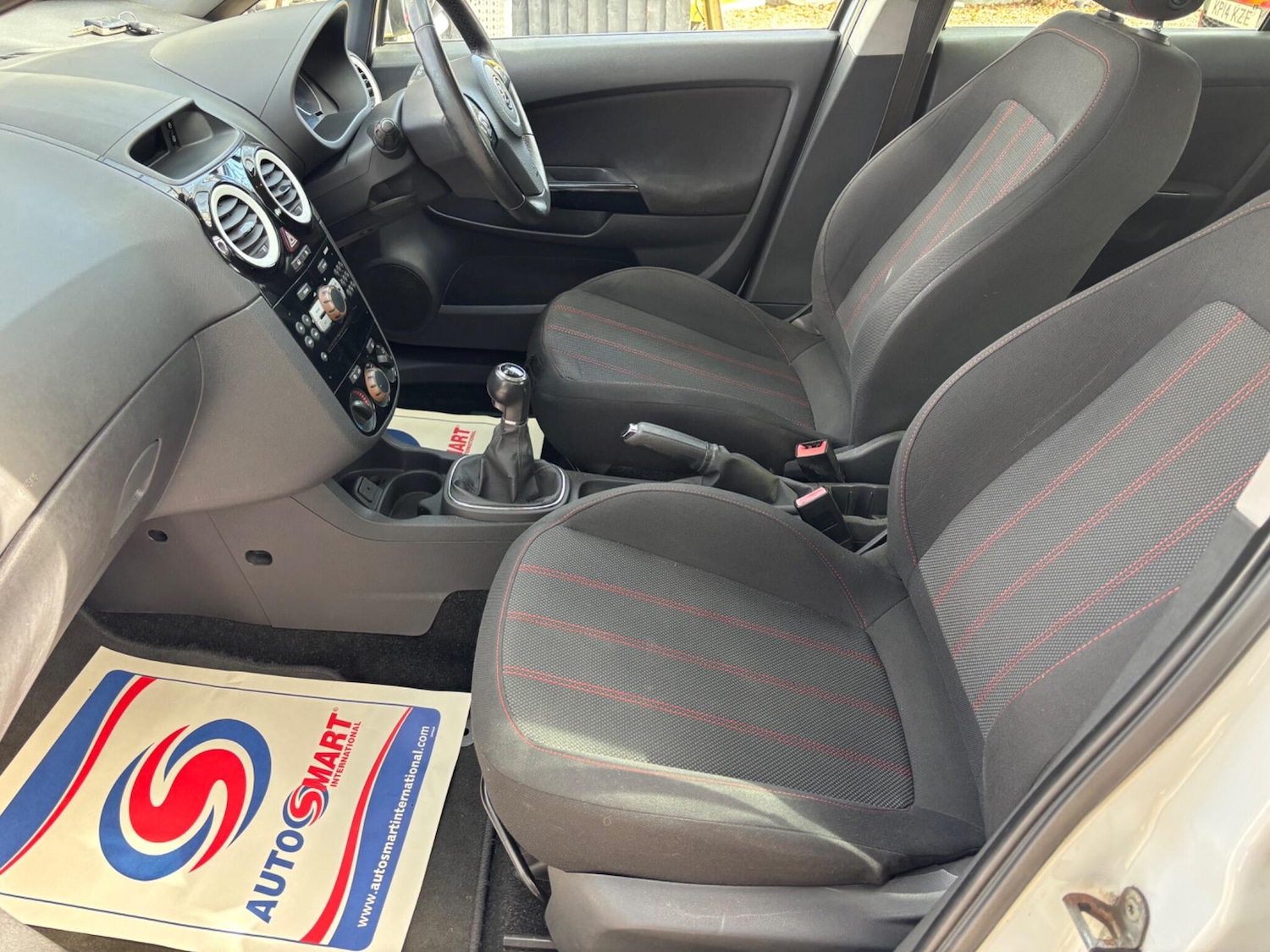 Used Vauxhall Corsa for sale - 77977690: Photo 3