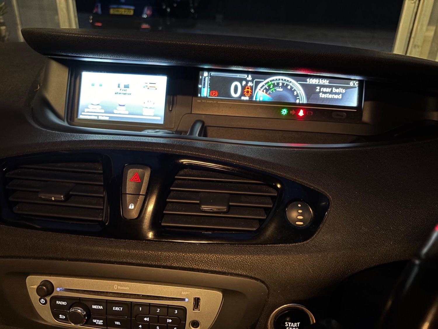 Used Renault Grand Scenic 2016 for sale - 77040565: Photo 25