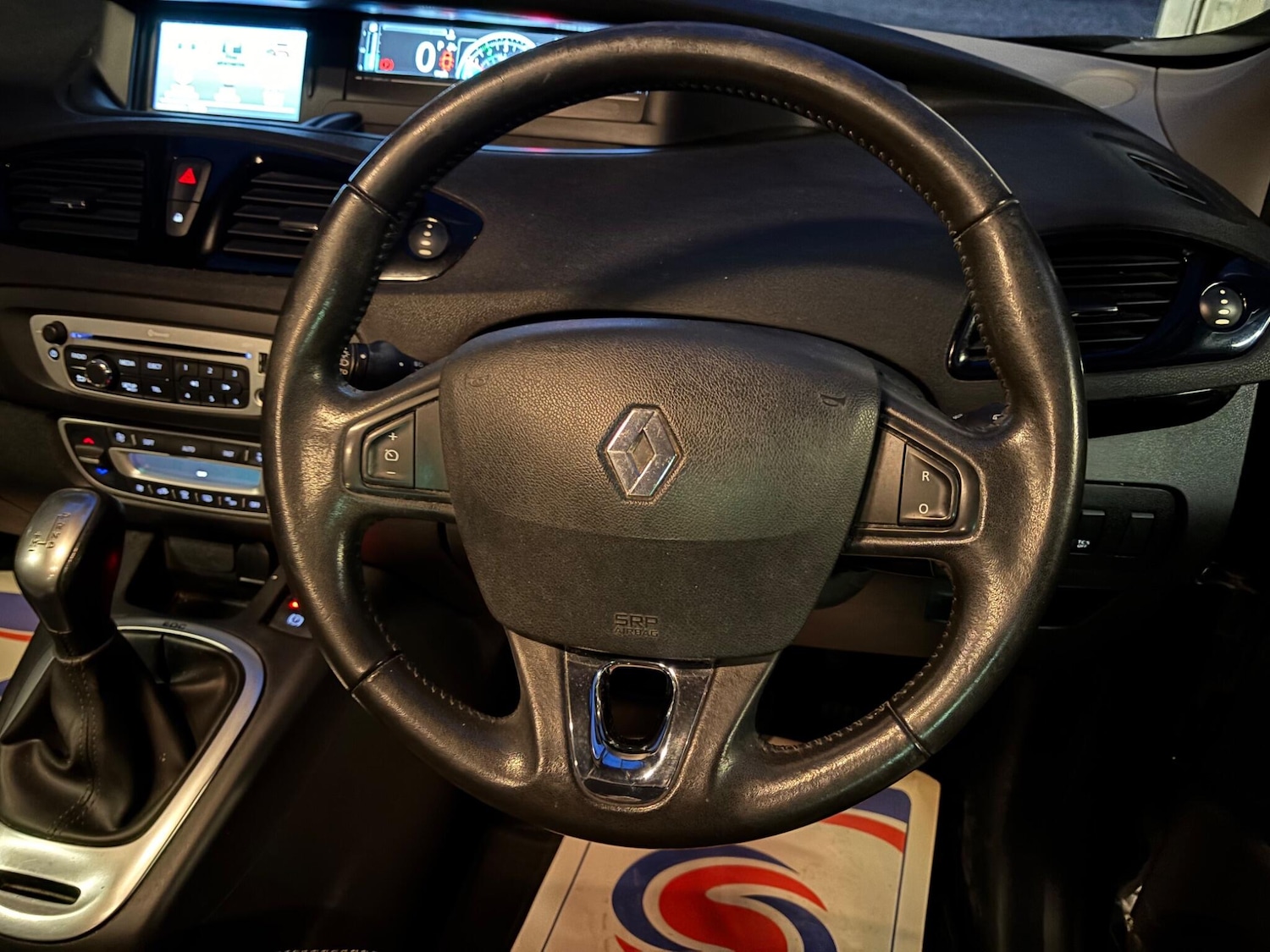 Used Renault Grand Scenic 2016 for sale - 77040565: Photo 27