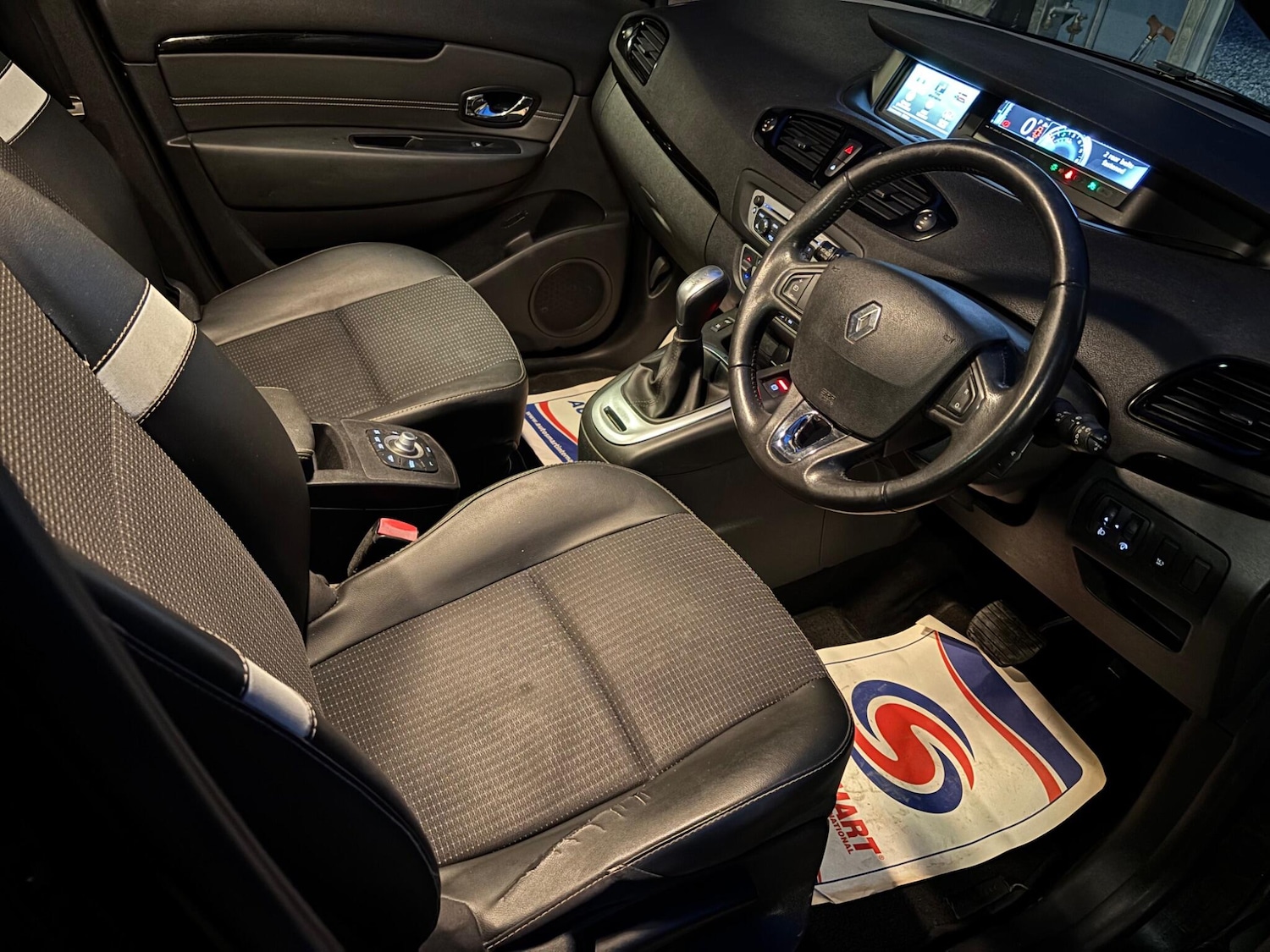 Used Renault Grand Scenic 2016 for sale - 77040565: Photo 6