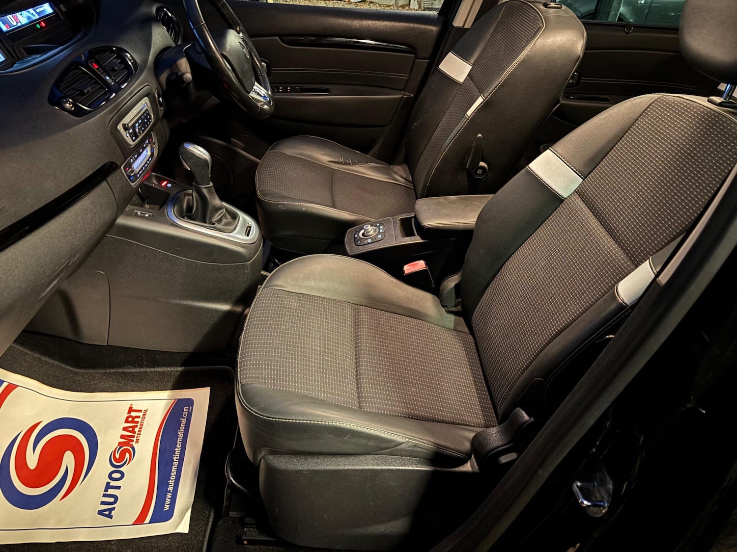 Used Renault Grand Scenic 2016 for sale - 77040565: Photo 7