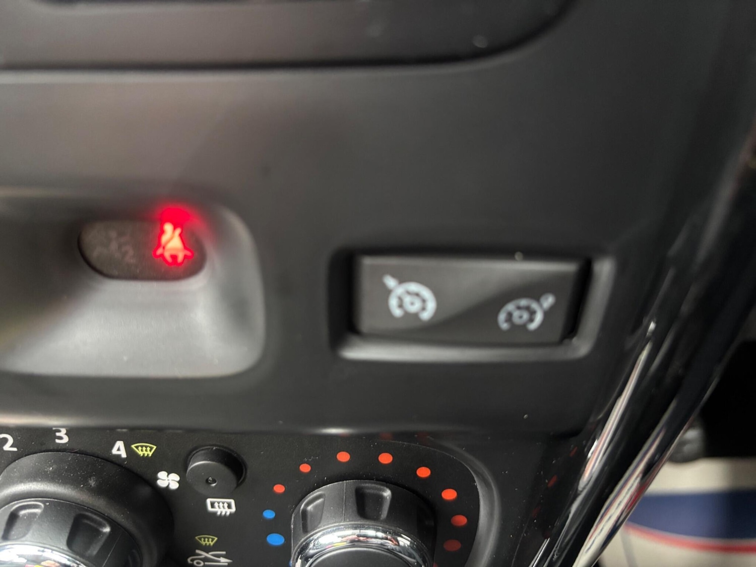 Used Dacia Duster for sale - 77784463: Photo 30