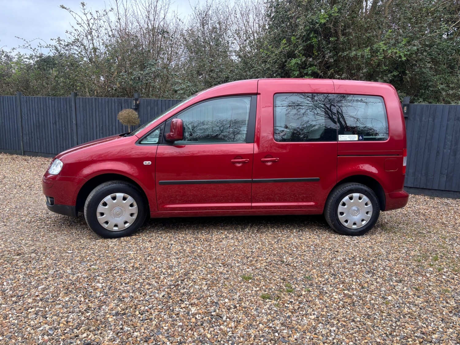 Used Volkswagen Caddy Maxi Life for sale - 77978014: Photo 2